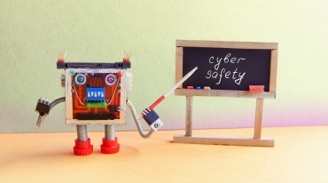 Responsabilidad digital en el cátedra: todo lo que tus alumnos deben enterarse sobre ciberseguridad y netiqueta
