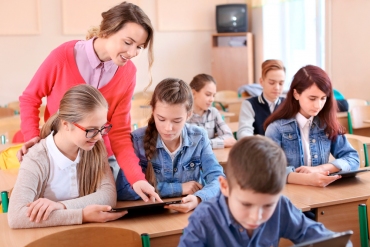 El uso de entornos digitales de formación en el centro educativo ADN ha facilitado la amoldamiento de docentes y alumnados a la clases a distancia.