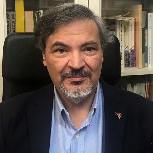 Onofre Monzó: “Se deben disminuir los currículos a aquello verdaderamente importante y abordable en un curso”