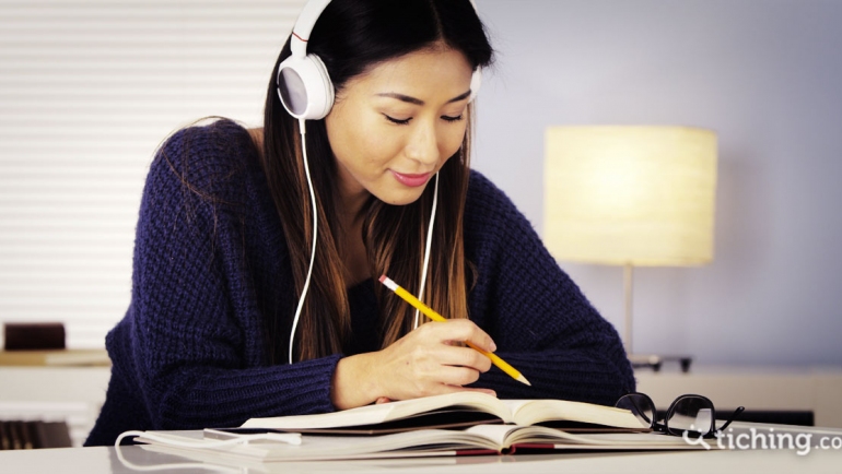 Podcast y las adaptaciones de la historia para la gestación Z