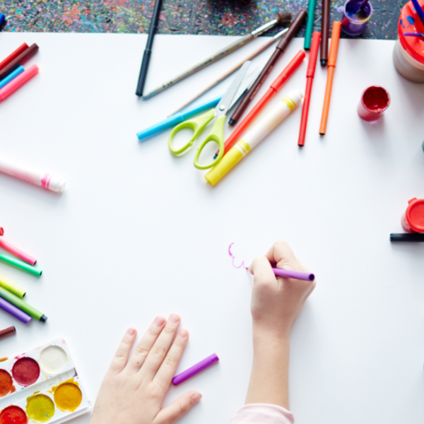 Te ayudamos a desarrollar la creatividad plástica de tus hijos desde casa