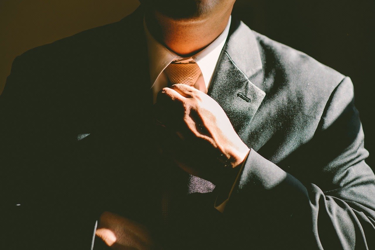 ¿Qué hace un ingeniero comercial en una empresa de retail?