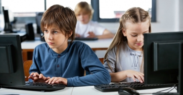 Comentario en ¿Qué aportan los entornos virtuales a la educación? por Elvira Rodrigu
